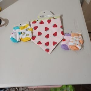 Moon And Stars Infant Socks 2 2 Packs Suze 6-18mn & Bibb NWT